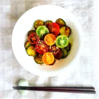 カラフルミニトマトのサラダ🥗|sakiさん