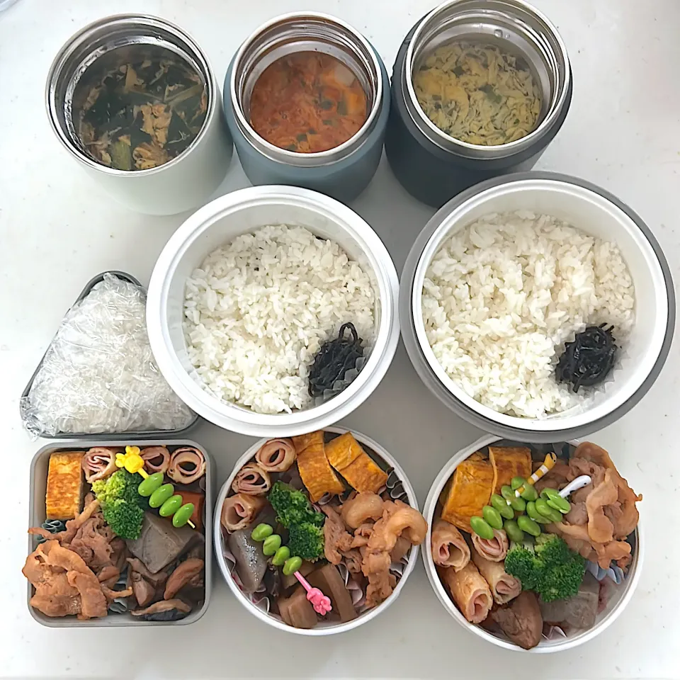 生姜焼き
筑前煮
ハムチーズスティック
卵焼き
ブロッコリー
枝豆
のり弁(しそ昆布)
🍙(しそ昆布)
中華スープ・スンドゥブ・たまごスープ|ayumomさん