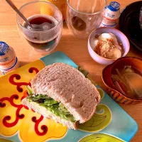 朝ごはん〜昨日のポテサラでサンドイッチ🥪|さくたえさん