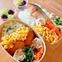 夫と次女のお弁当🍱🍙