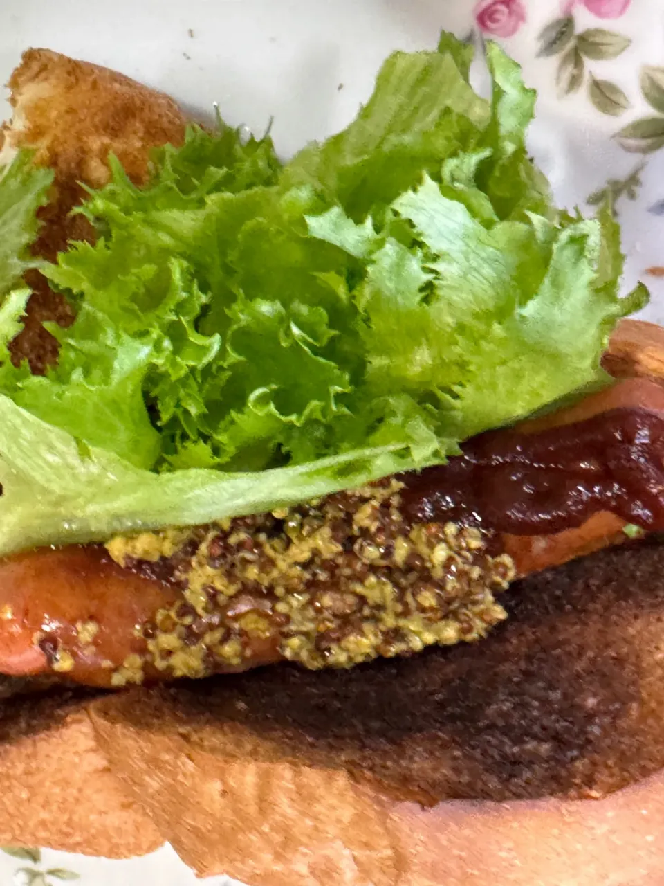 5/8の通院前ランチ　食パンでホットドッグ😋|🐧ペンギン2さん