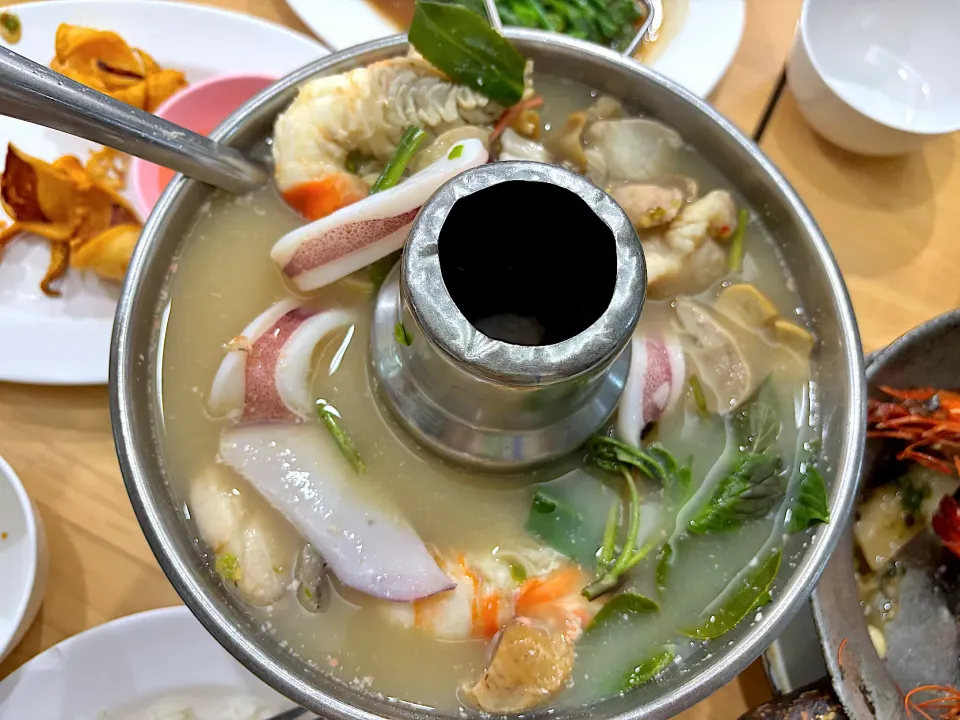 🦑🦐โป๊ะแตก🐟🍄|🍀Jaoh Ohlunlaa🍀さん
