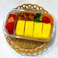 卵焼き風オムライスの中学生弁当|リングさん