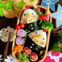 にわとり親子おにぎり弁当|Akiyoෆ¨̮⑅さん