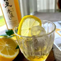 本直しレモンオンザロック🍋| まなまな♡さん