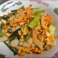 新玉人参小松菜モッツァレラチーズ卵炒めのコリアンホットがけ丼