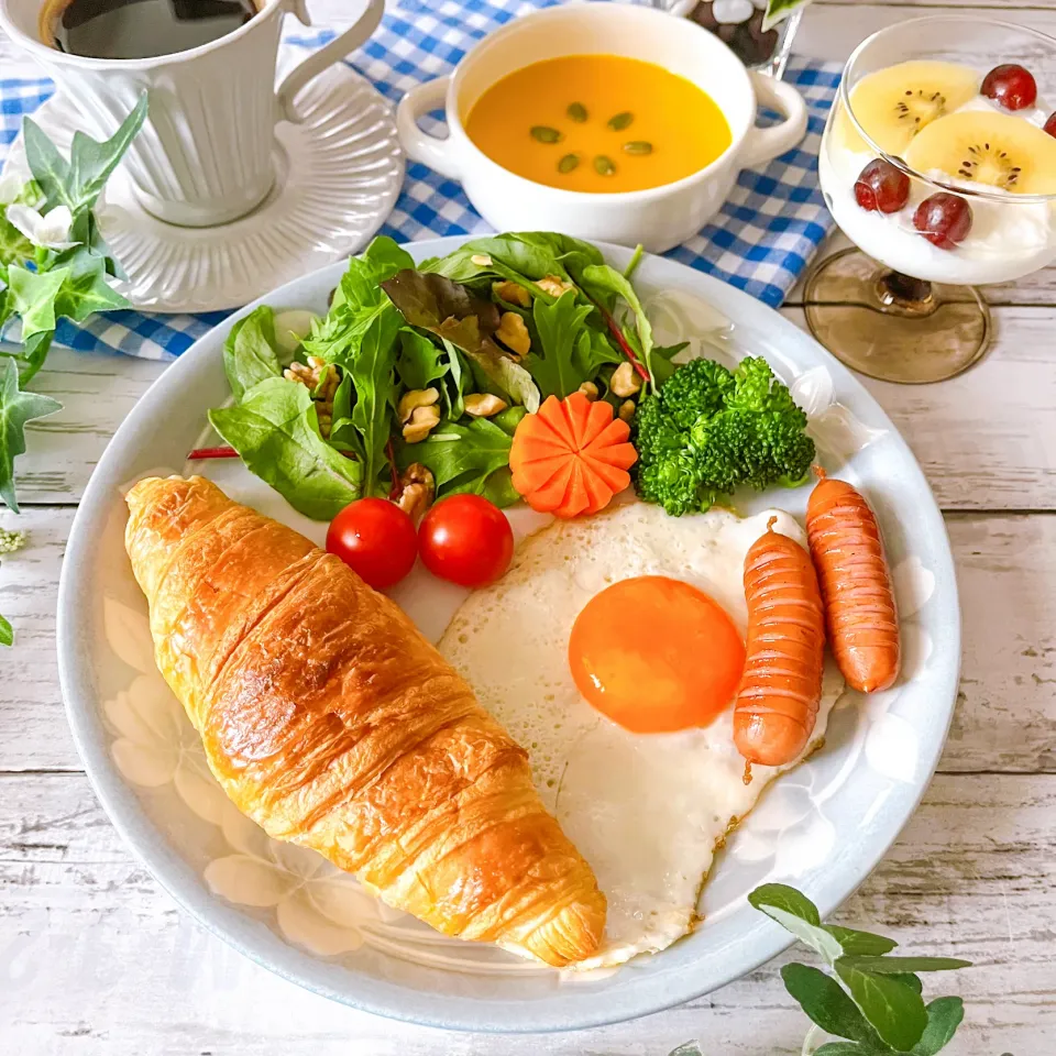 朝ごパン🥐|ハマーさん