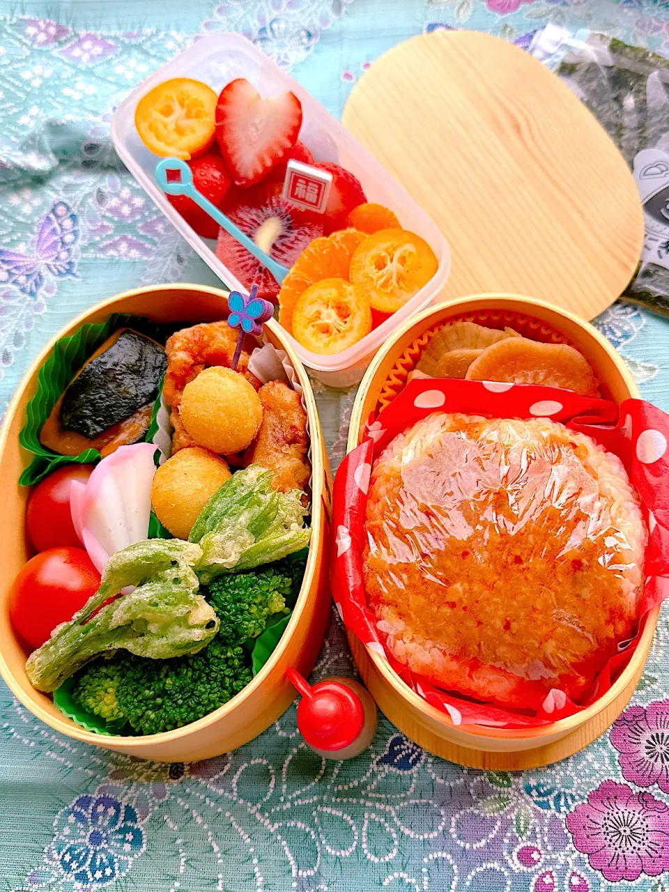2025/05/09 鮭明太子おにぎり弁当|Blueberry🫐さん