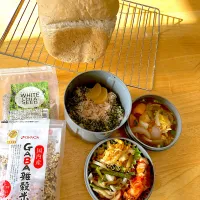 旦那さんお弁当と朝ごはんのライ麦ごま食パン|さくたえさん