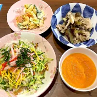 ちらし寿司　人参とトマトの食べるスープ　豚バラと茄子のおろし炒め　マカロニサラダ|おさむん17さん