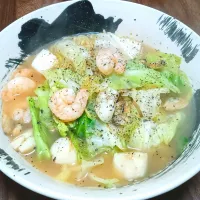 【自作】春キャベツと魚貝のちゃんぽん