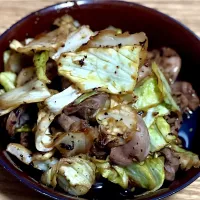 ☆砂肝とキャベツの焼肉のたれ炒め|まぁたんさん