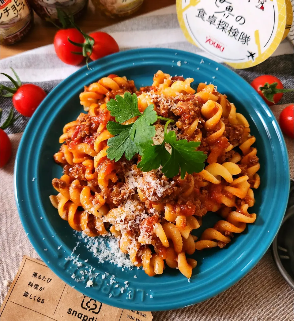 世界の食卓探検隊🇮🇹トマト農園のトマト🍅でボロネーゼ|ナオミさん