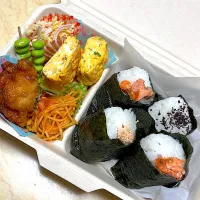 おにぎり🍙弁当|めぐりんさん