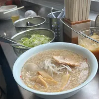 ラーメン|Hajime Sakaiさん