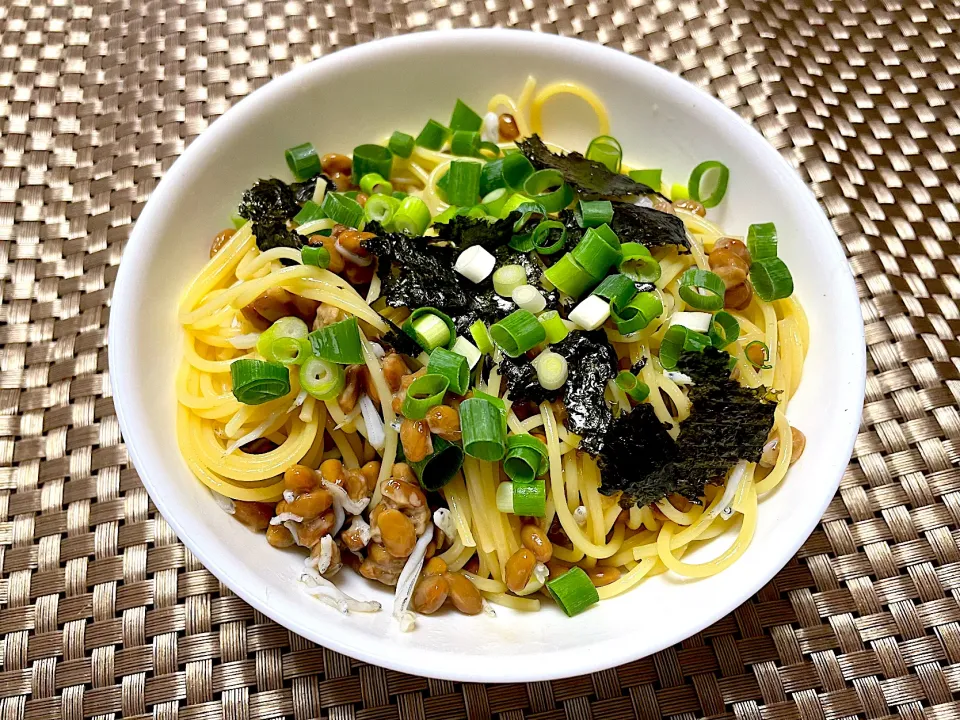 納豆パスタ🍝|ちゃっぴ〜さん