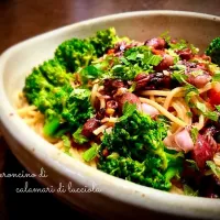 ホタルイカとブロッコリーのぺぺ🇮🇹|料理研究家  TEEさん