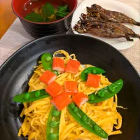 ☆ちらし寿司　☆焼きシシャモ　☆すまし汁|chikakoさん