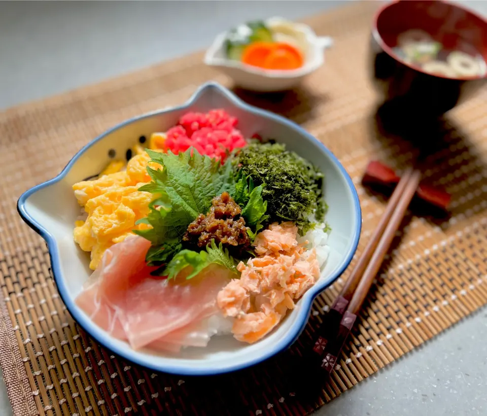 「アルモンデ丼」|バシュランさん