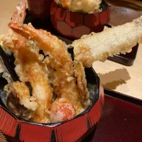 穴子まるごと一匹 大えび天丼🍤|Kojiさん