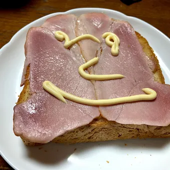 Snapdishの人気料理写真:ハムトースト