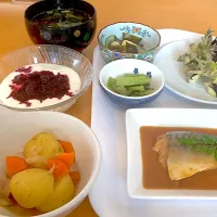 肉じゃが定食|小林順子Ayumu1988さん