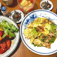 回鍋肉とトマト黒木耳卵の炒め物。|さくたえさん