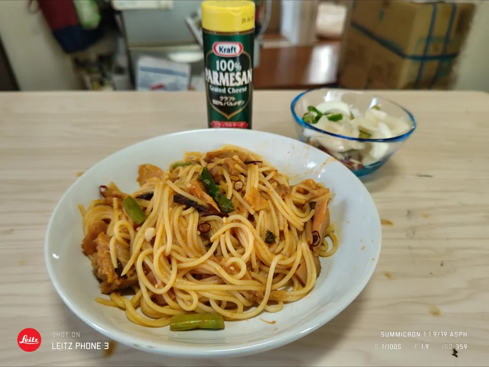 2025/05/11の食事メニュー手短の食材でトマト使わずアラビアータ風セット|Tarou  Masayukiさん