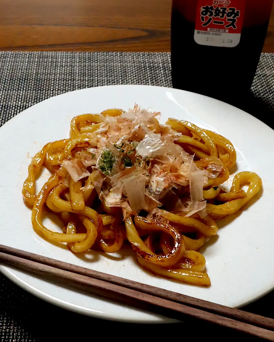 まいりさんの料理 焼きうどん🍀カープソース❤️|かおるさん
