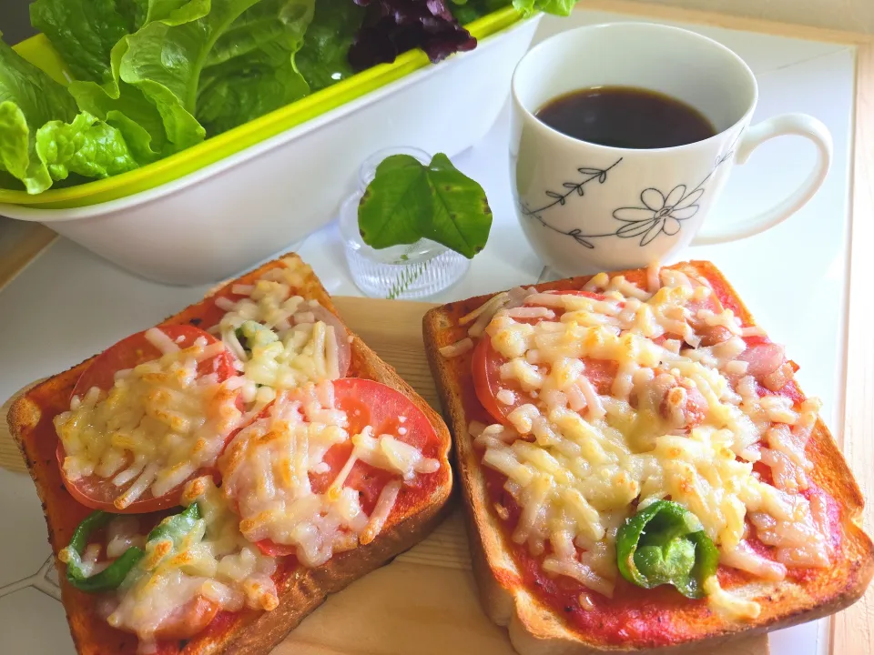 ピザトースト🌺|chiyukiさん