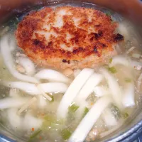みぞれ仕立てのなめ茸と肉そぼろ入りとろみ付きコロッケうどん|darkbaronさん