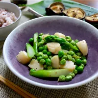 ホタテとグリーンピースとアスパラの中華炒め|かおるさん