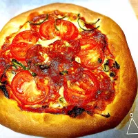 新玉ねぎ、トマト、サラミのパスタ