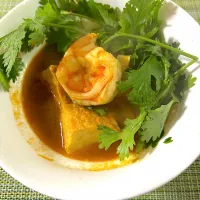 絹揚げ豆腐と海老パクチーのカレー| ゆっちこさん
