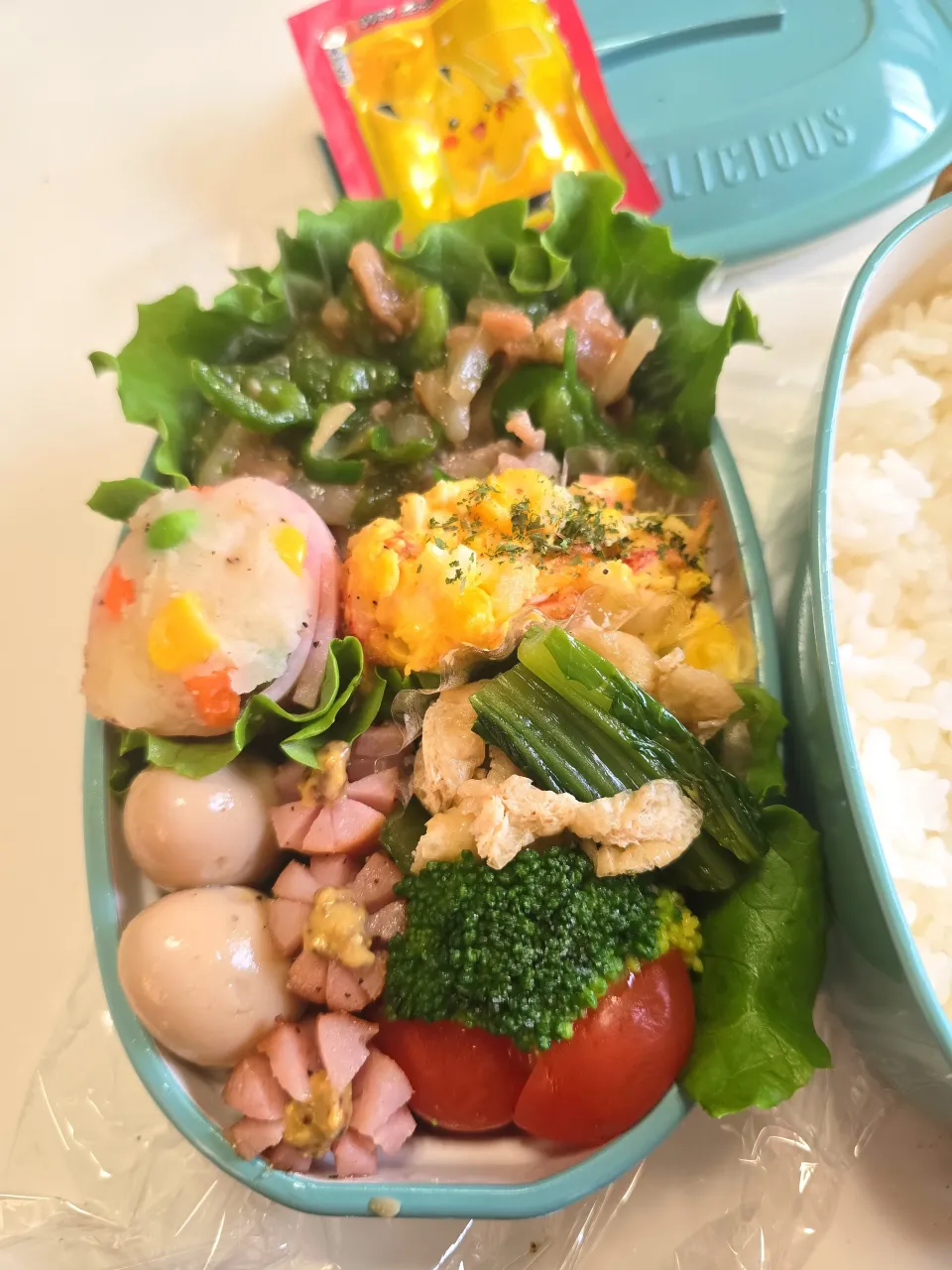 青椒肉絲 弁当🍱|みみさん