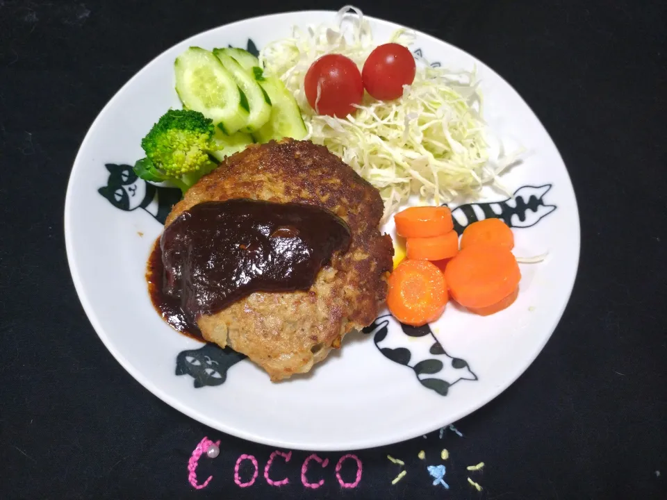 ワンパンハンバーグプレート✨|cocco+さん