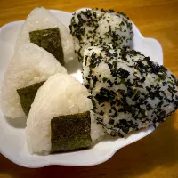 夫のおにぎり🍙弁当|もえさん