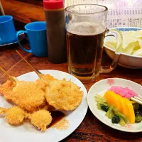 梅田・鳥の巣の串カツ、お漬物と生ビール|すーさん
