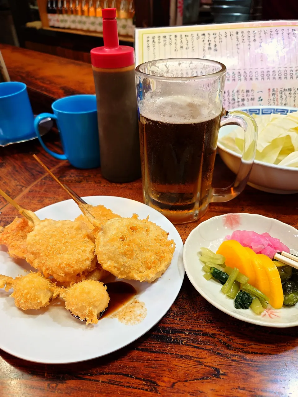 梅田・鳥の巣の串カツ、お漬物と生ビール|すーさん