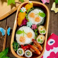 さくらんぼおにぎり弁当|Akiyoෆ¨̮⑅さん