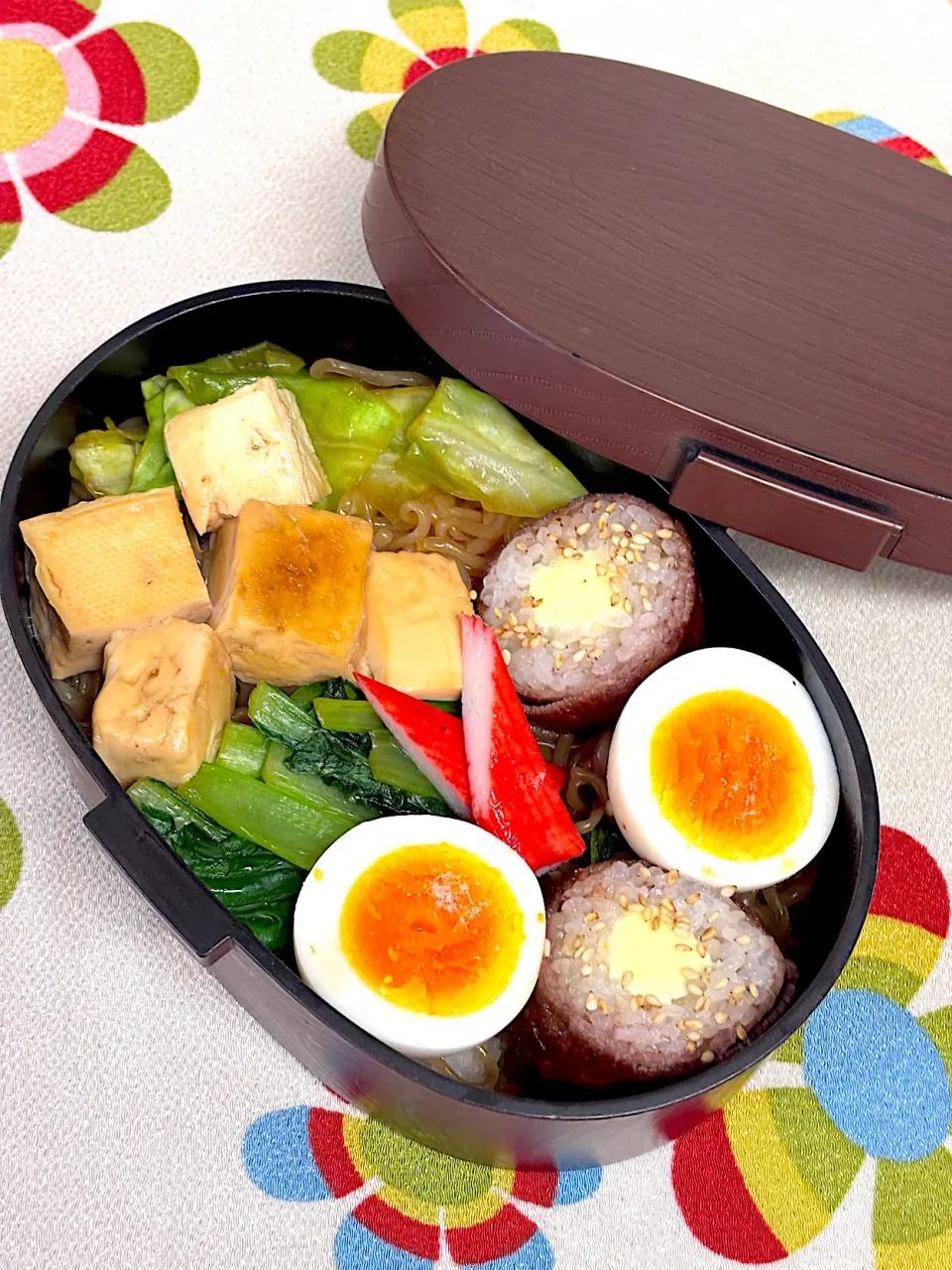 すき焼きおにぎり弁当|Chiharϋnさん