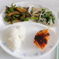お昼ご飯|まめさん