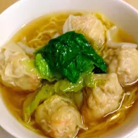 ワンタン麺