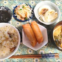定食風に盛りつけ夜ごはん(rikakoさんの真似っこで!)|m.rafuさん