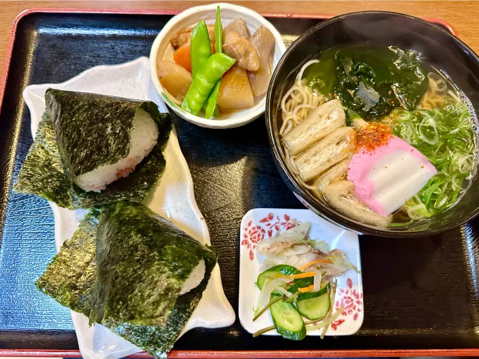 お昼ご飯🍙🍜|にゃあ（芸名）さん