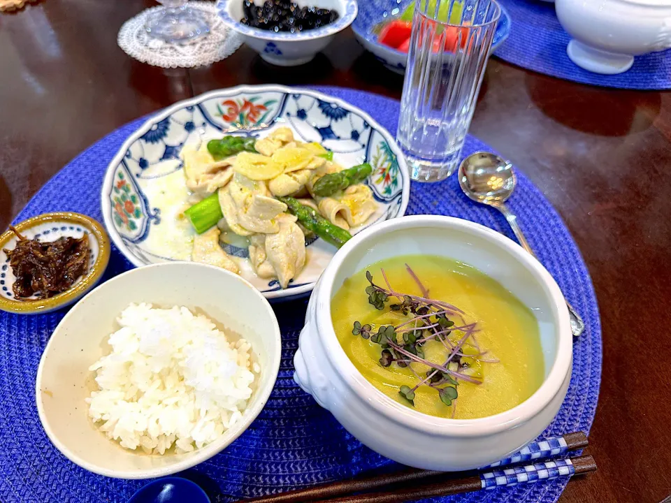 チキン胸肉と北海道アスパラのレモン炒めがメイン🍋|Seikoさん