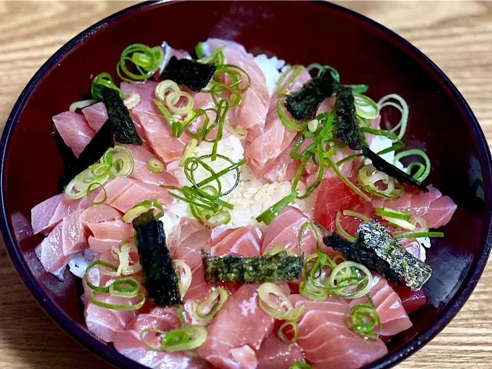 ☆マグロ丼|まぁたんさん