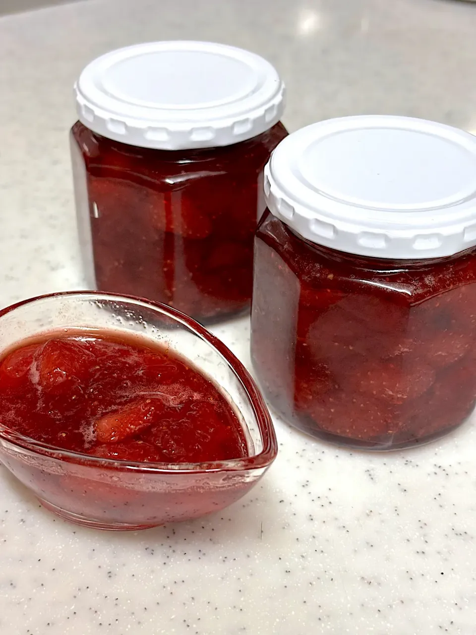 果実ゴロゴロ苺ジャム🍓|クーミンさん