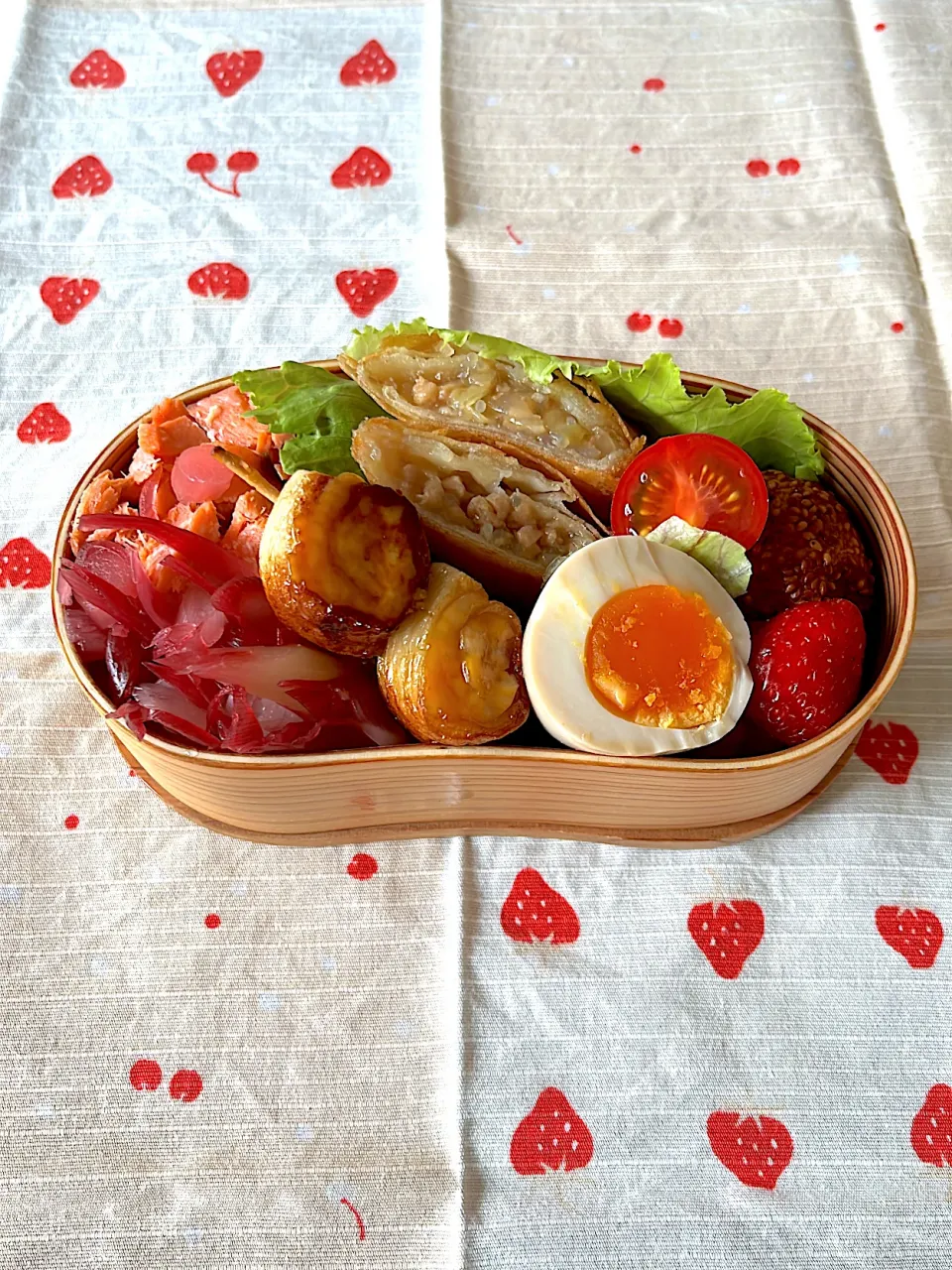 竹輪のチーズまき弁当|にこりこぷりんさん