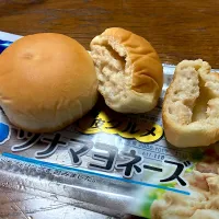 ツナマヨネーズパン| はっちぃさん